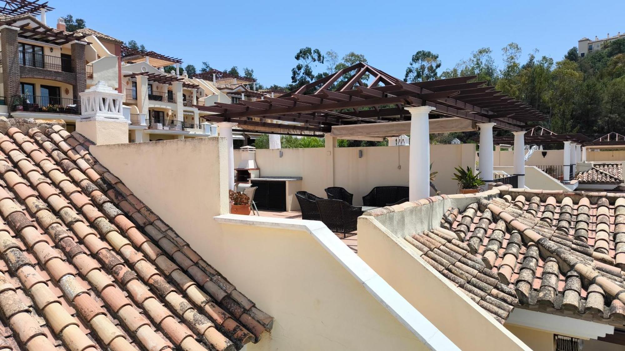 Apartment Stunning Views In Jacarandas Benahavis